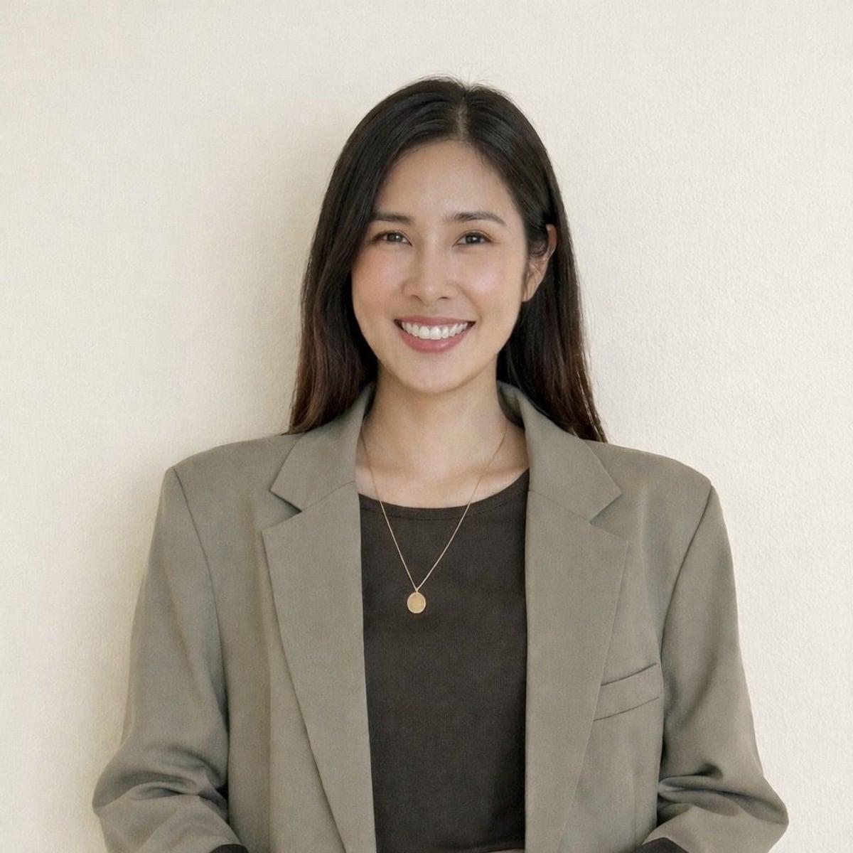 Thitirat Kengwinij (Offy), Condominium Sales & Marketing Specialist
