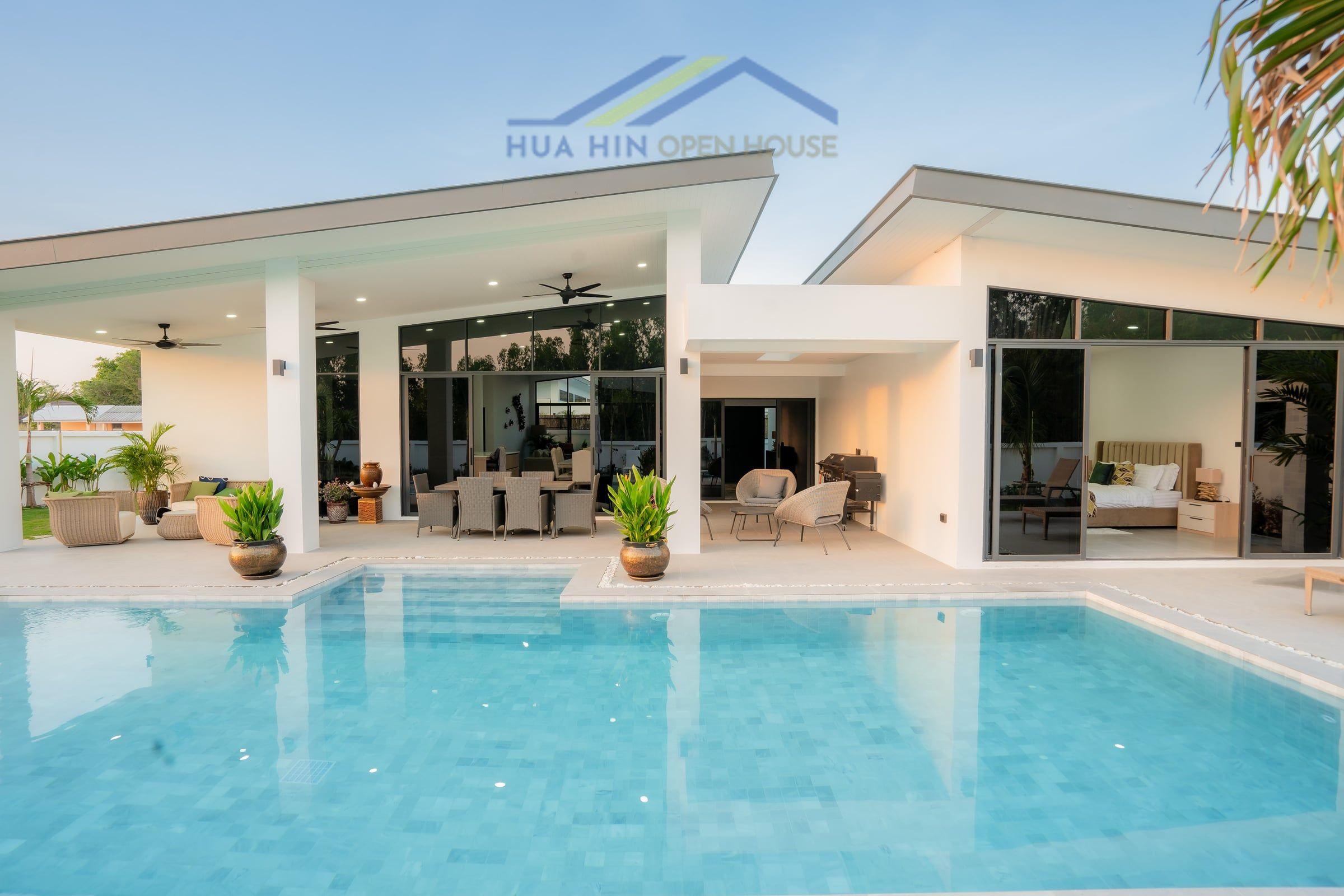 Modern pool villa Hua Hin (42).jpg