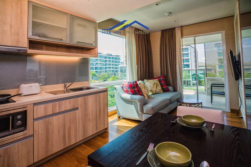 amari condo residences with sea view.jpg