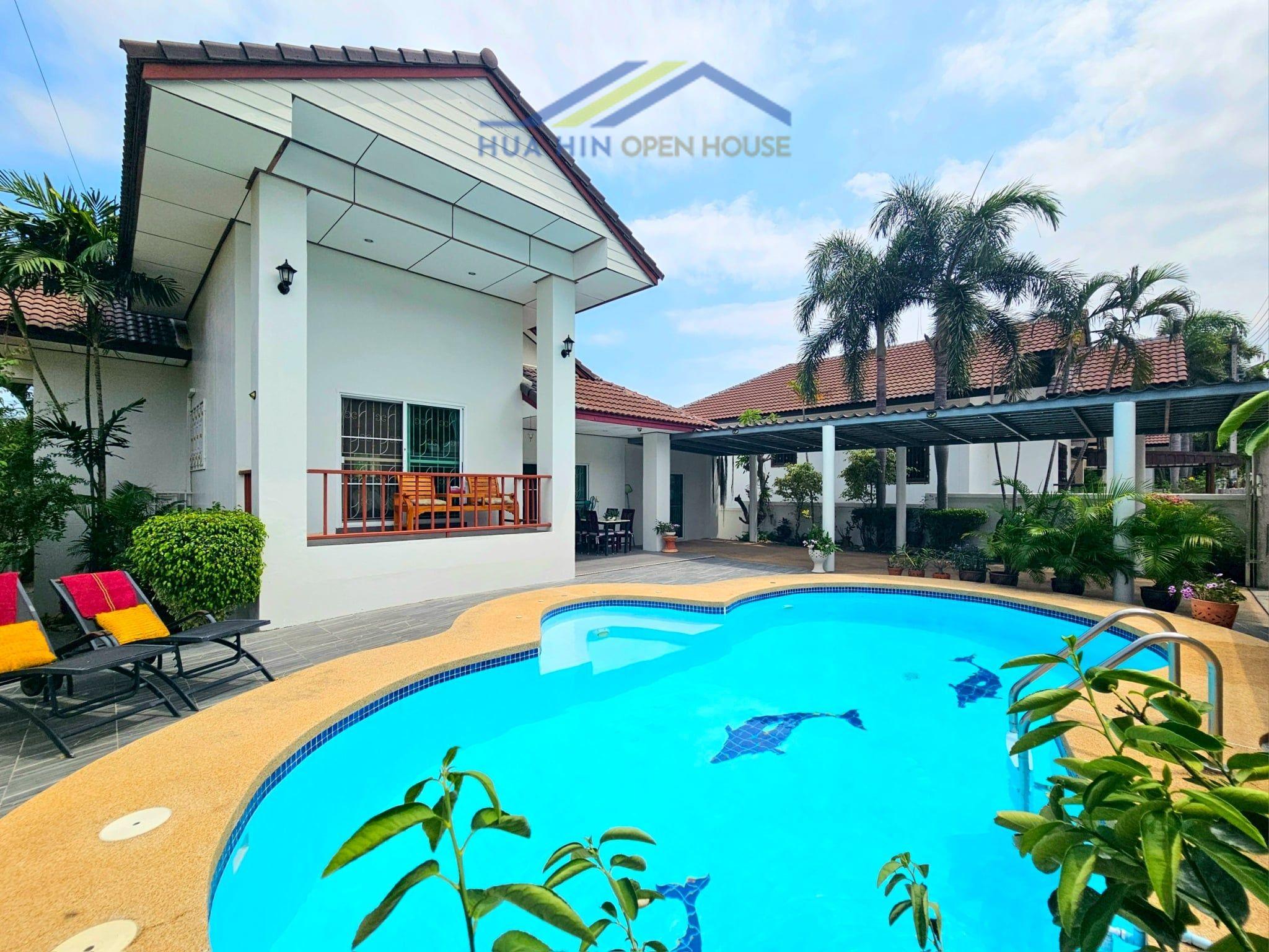 Private Tropical Pool Villa with a freeform swimming pool in Samor Phong, Hua Hin