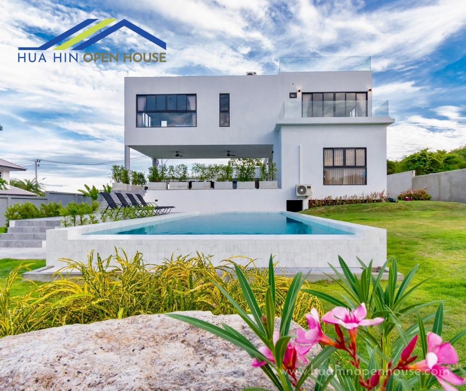 Luxury 4-Bedroom Pool Villa for Rent Near BelVida Estate, Hua Hin Soi 122