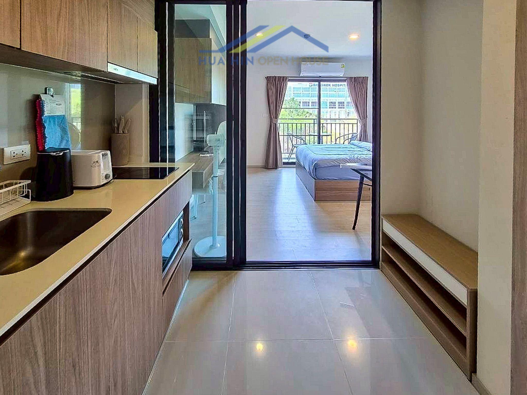 1 Bedroom Condo for Rent at La Casita Hua Hin | Corner Unit | City Center