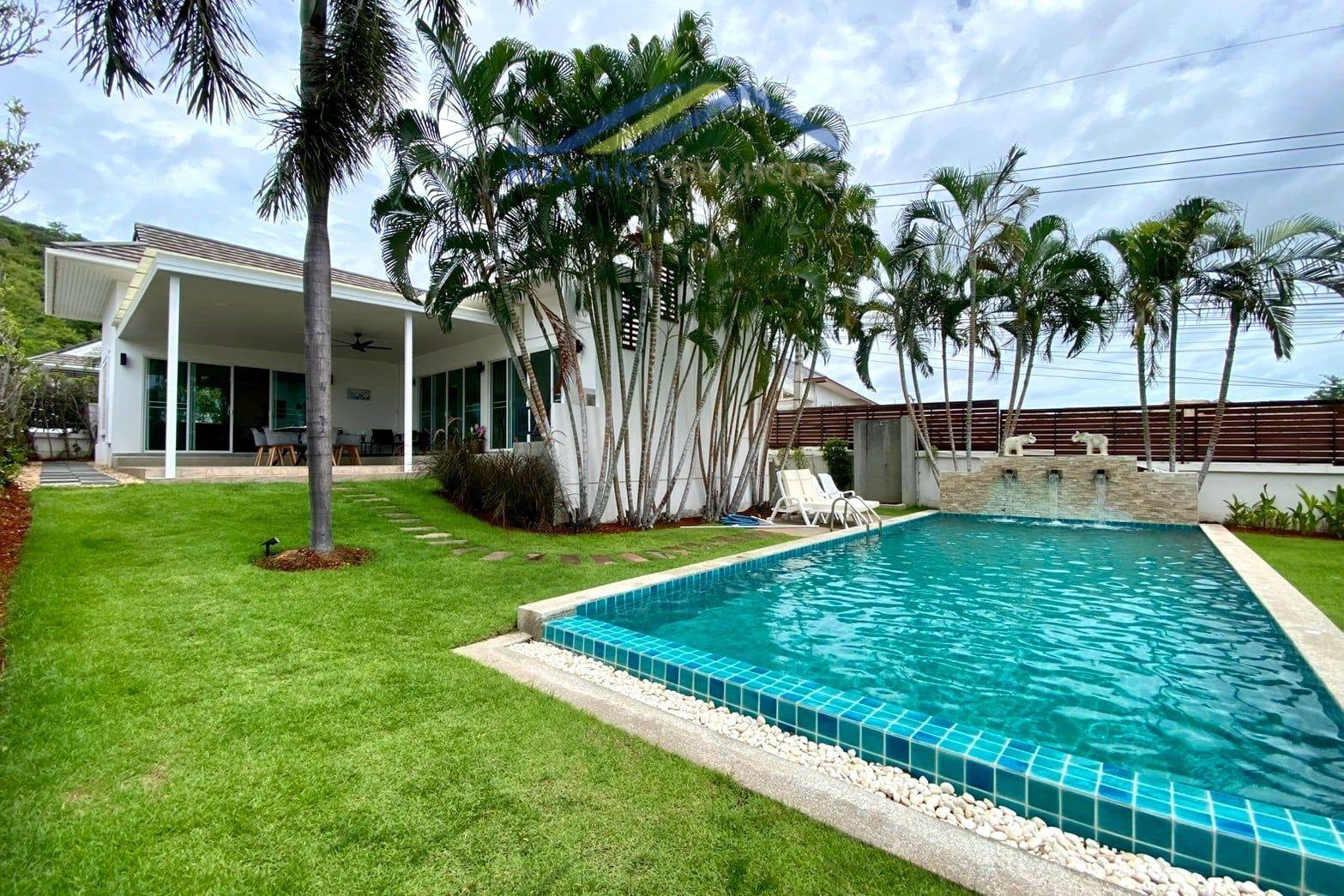 Modern 3-Bedroom Pool Villa with Rooftop Terrace for Rent in Sivana Gardens, Hua Hin