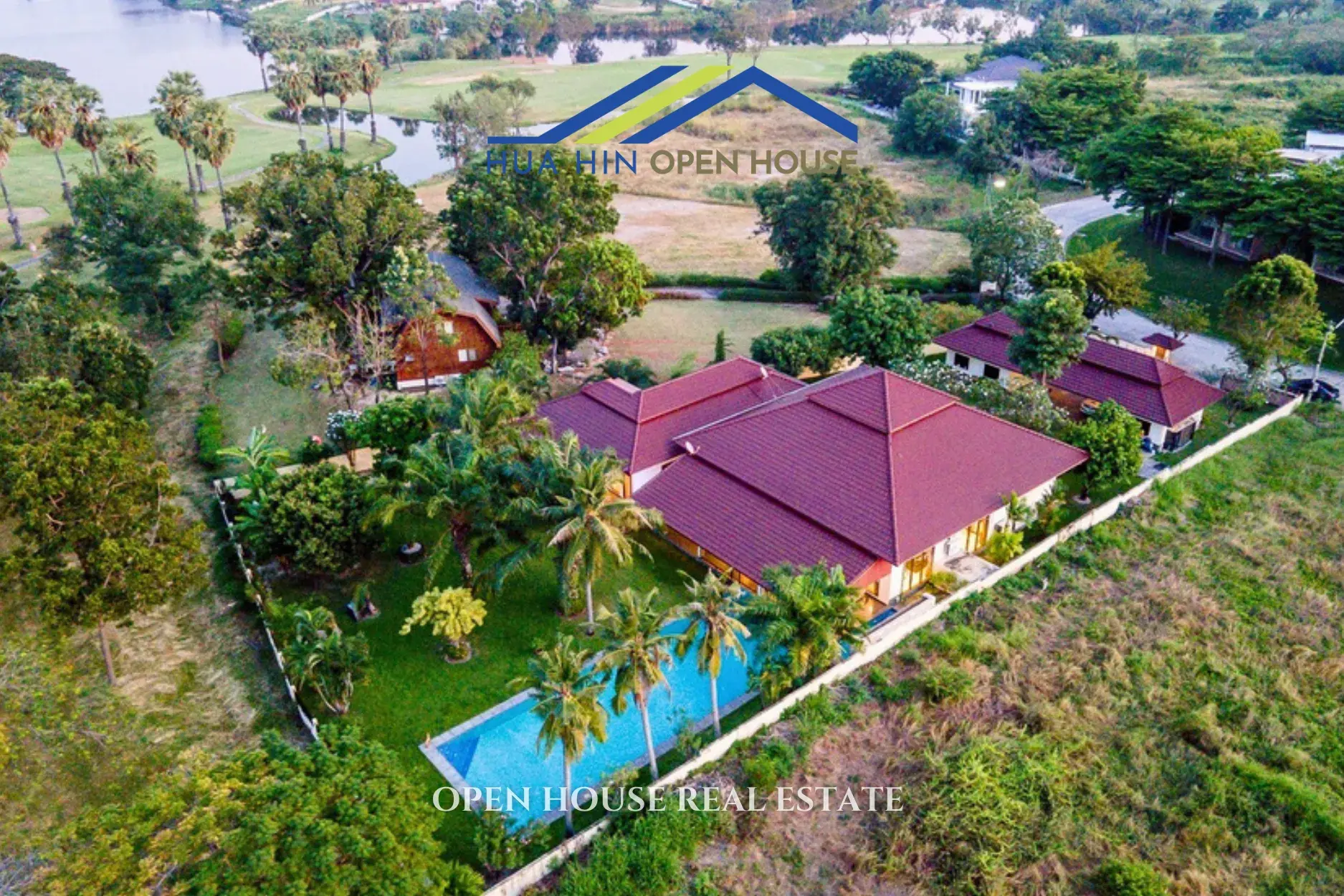 North Hua Hin Private Estate – 5-Bed Golf Course Villa for Sale