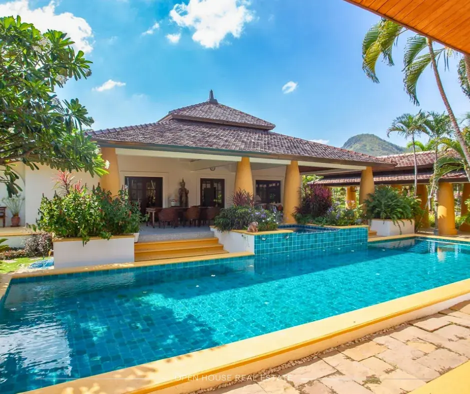 Balinese-Style 5-Bedroom Pool Villa in Hua Hin 114
