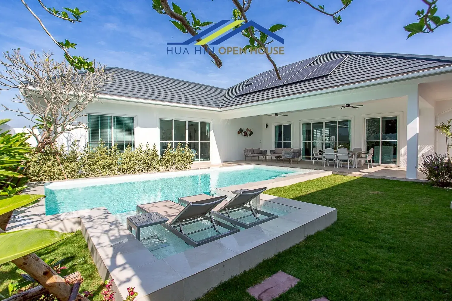 Family Home & Investment Pool Villa in Hua Hin with Separate Guest Wing