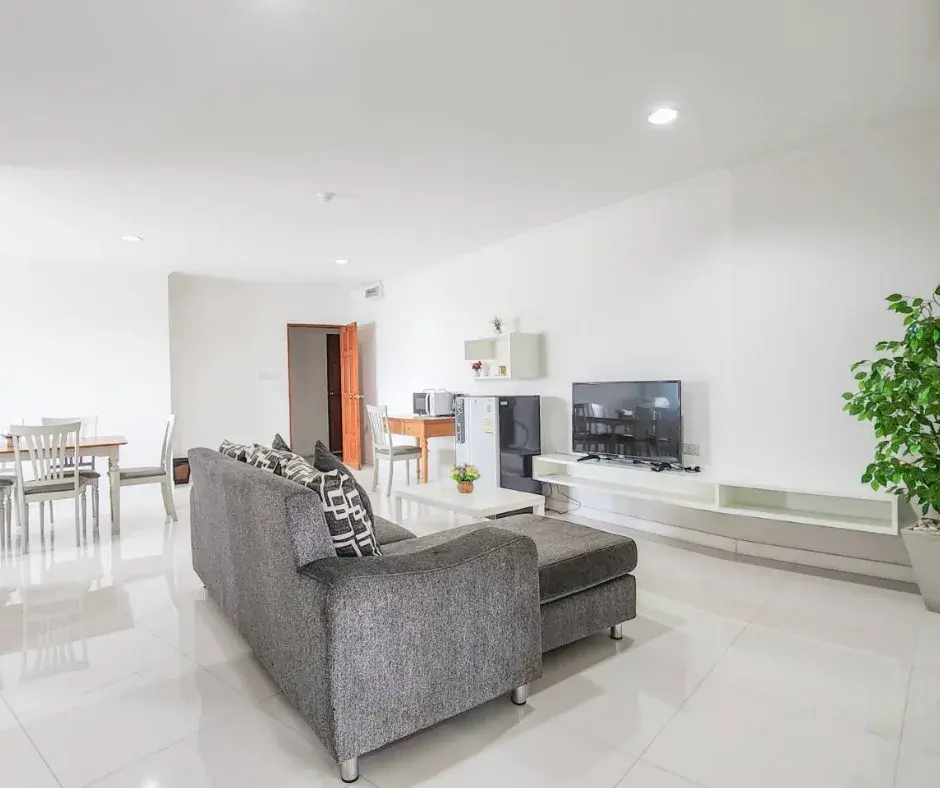 1-bedroom on 2nd fl. at Baan Klang Hua Hin Condominium, near the Hua Hin night market center.