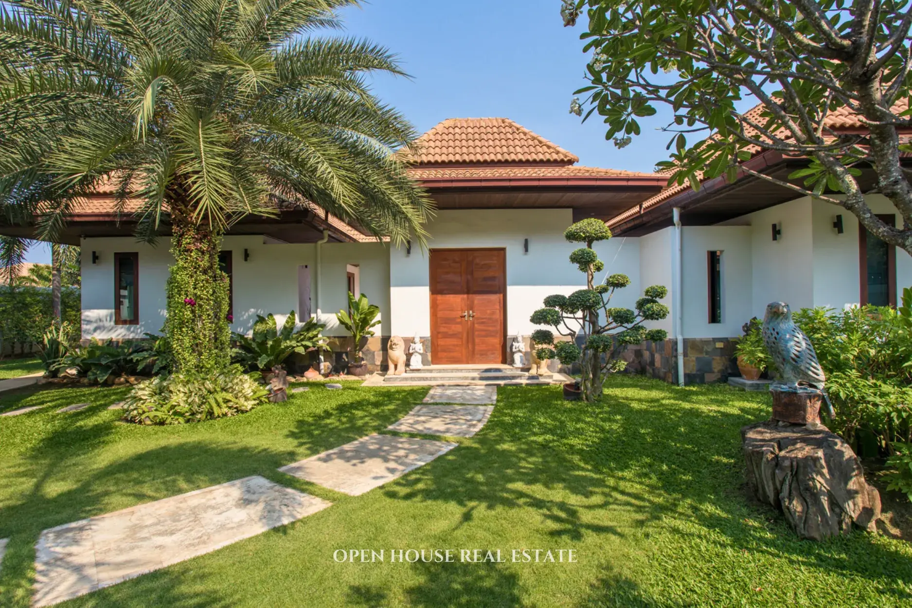 Sam Roi Yot Mountain View 5-Bedroom Pool Villa with Guest House