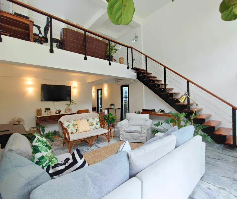 For Rent: 3-Story Pool Villa with Rooftop Near Hua Hin Beach
