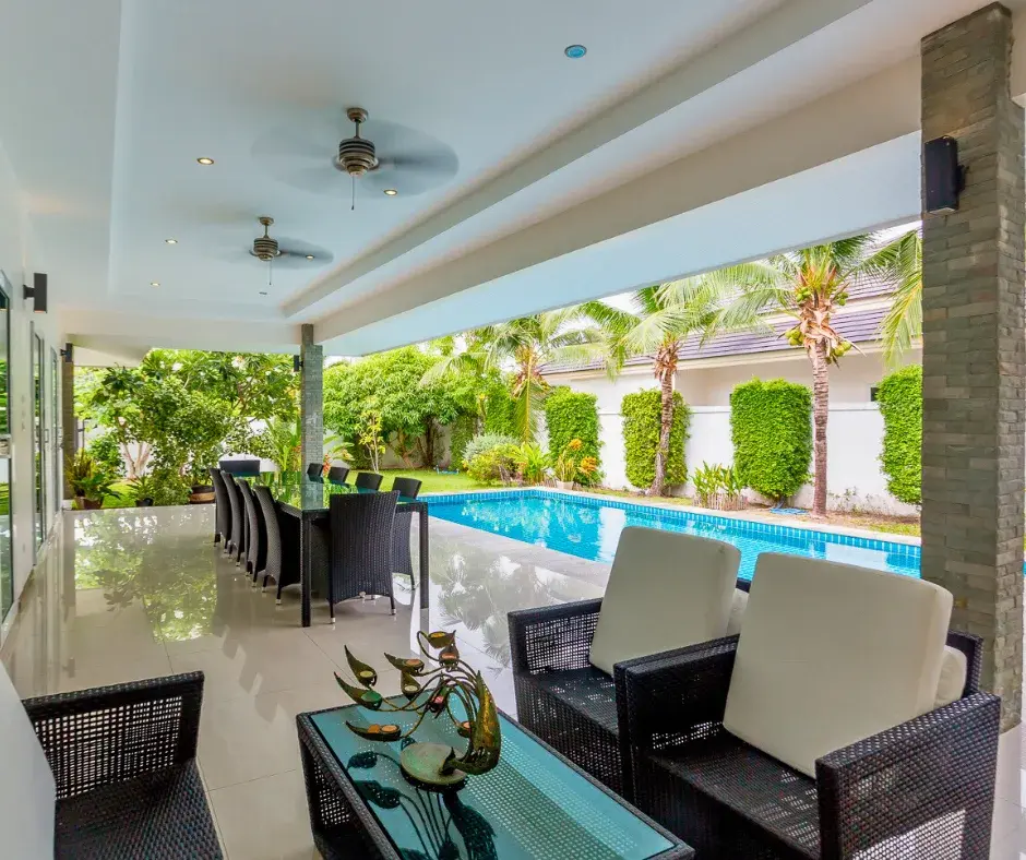 Palm Villas: 3-Bedroom Pool Villa for Sale near Palm Hills Golf Course.